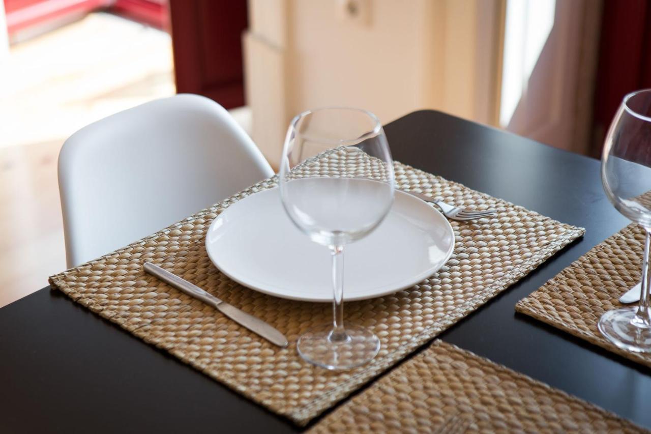 Lovelystay - Martires Boutique Flat Porto Luaran gambar